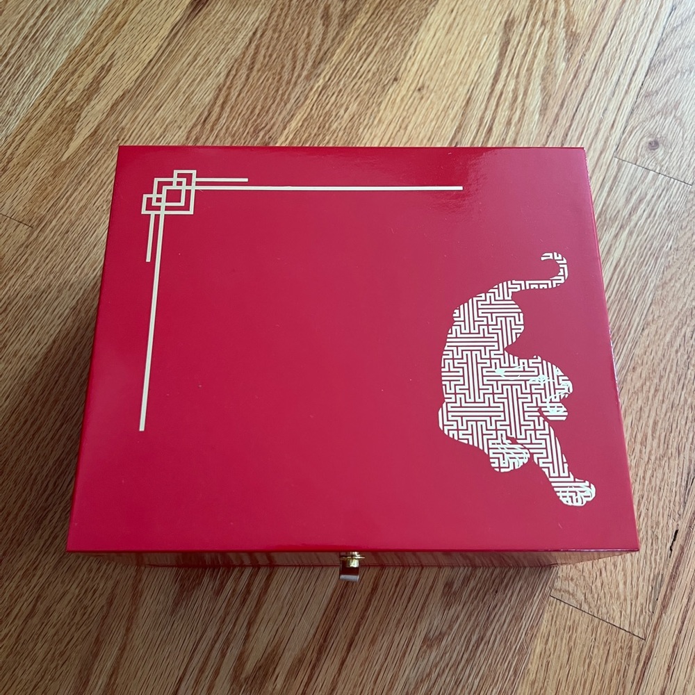 cellcosmet tiger beauty box jewelry box new